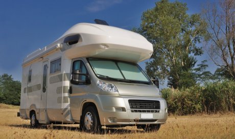 Atelier pour entretien et réparation de camping-car à Peipin